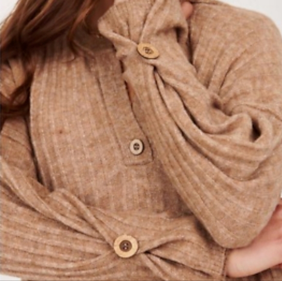 Free People | Around The Clock Pullover Sweater - Army - Picture 2 of 6